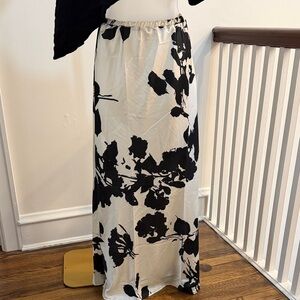 BUCKETLIST Monochrome Floral Maxi Skirt